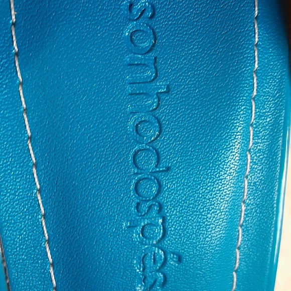 Beautiful blue 💙 Sonhodospes 2in platform 4in heel ankle strap size 8. - Picture 4 of 8